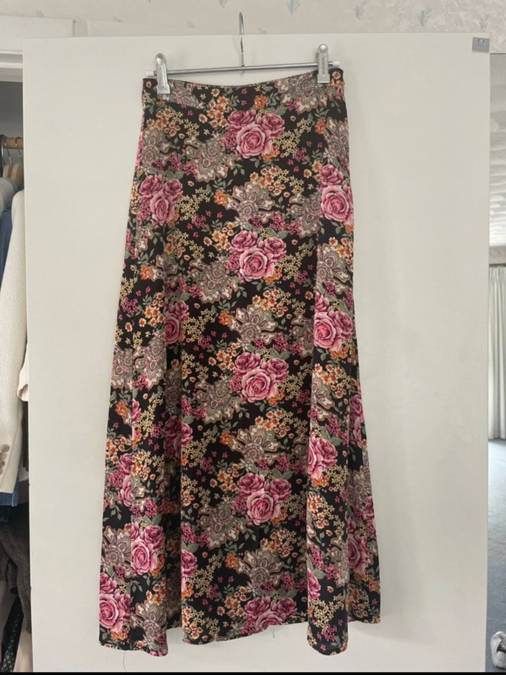 Forever 21 Black A-Line Maxi Skirt with Pink Rose Print
